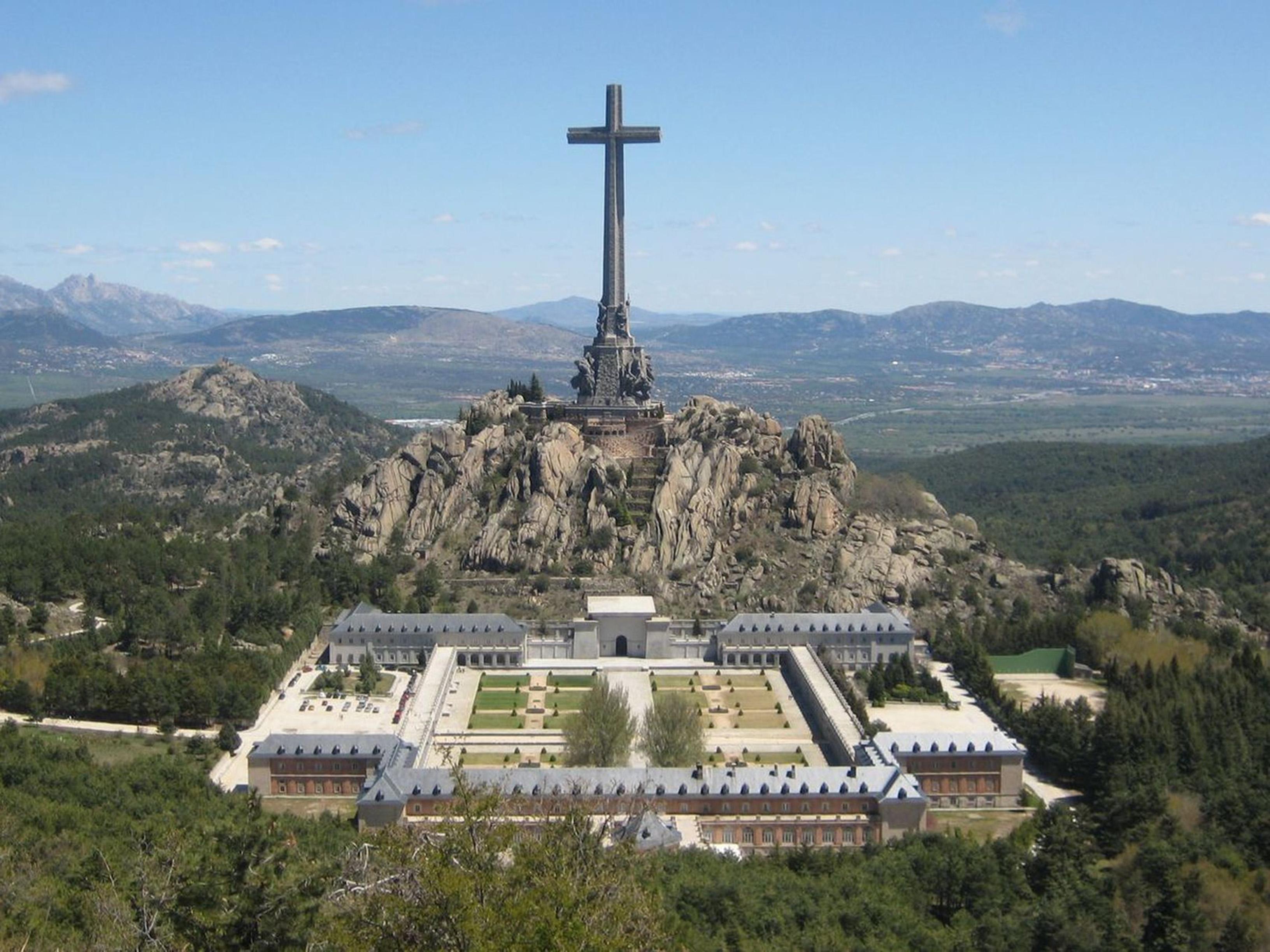 Hôtel Hospederia Santa Cruz à San Lorenzo de El Escorial Extérieur photo